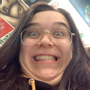 Meet your Posher, Jade